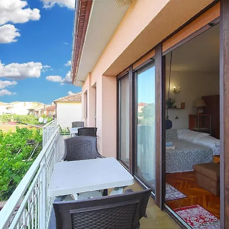 Fuer 7 Personen Ca 85 Qm In Pula, Istrien Istrische Riviera Apartment *