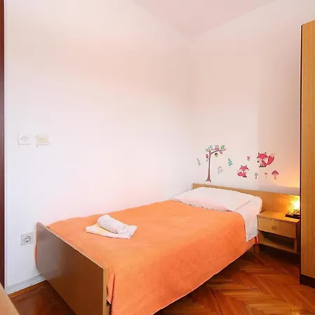 Apartment Fuer 7 Personen Ca 85 Qm In Pula, Istrien Istrische Riviera *